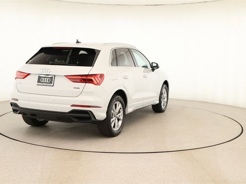 New 2025 Audi Q3 2.0T Premium image 6