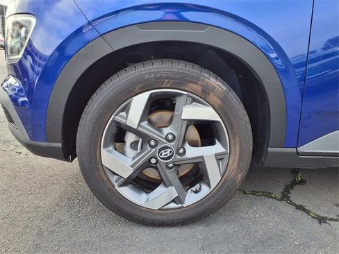 Certified 2024 Hyundai Venue Limited image 7