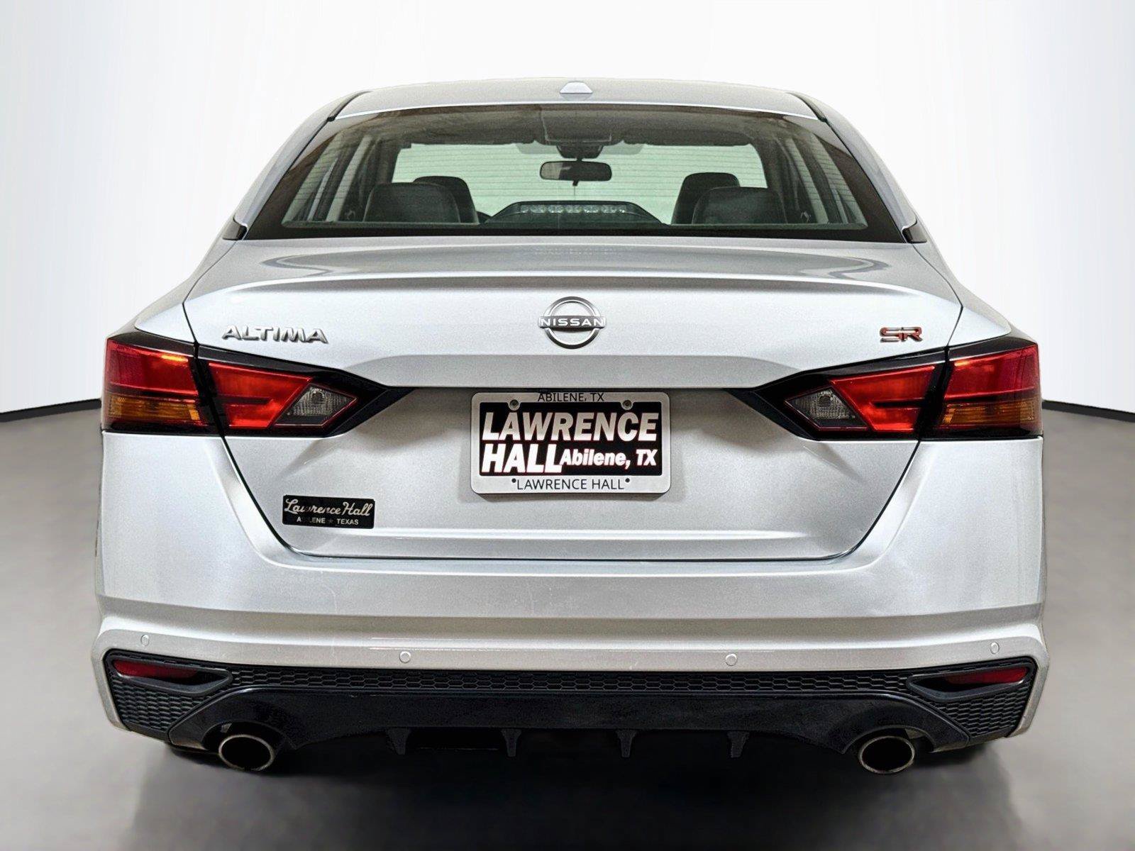 Used 2024 Nissan Altima 2.5 SR FWD image 5