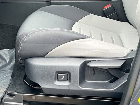 Used 2024 Toyota Tacoma TRD Sport image 18