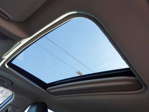 Certified 2022 Toyota RAV4 XLE Premium image 29