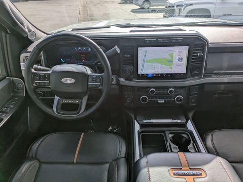 Used 2024 Ford F350 Platinum w/ FX4 Off-Road Package image 29