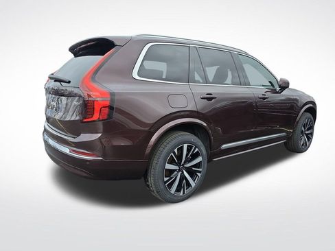 New 2026 Volvo XC90 B5 Core w/ Protection Package Premier AWD/4WD image 5