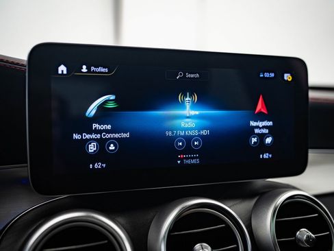 Certified 2022 Mercedes-Benz GLC 43 AMG 4MATIC image 31