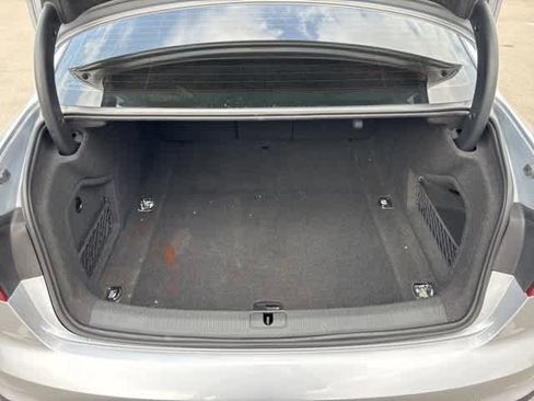 Used 2022 Audi A4 2.0T Premium w/ Convenience Package image 22