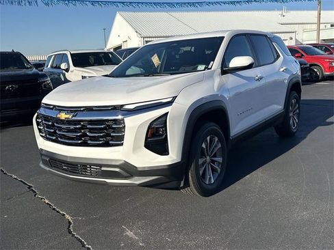 Used 2026 Chevrolet Equinox LT w/ LPO, Floor Liner Package image 4