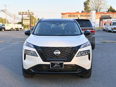 Used 2023 Nissan Rogue SV w/ SV Premium B Package AWD/4WD image 3