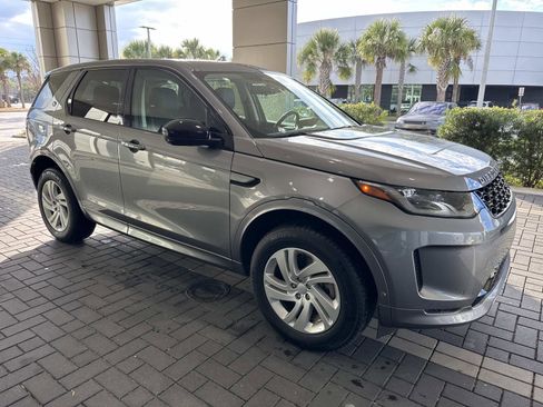 Certified 2025 Land Rover Discovery Sport S image 4