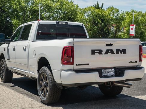 New 2026 RAM 2500 Laramie AWD/4WD image 5