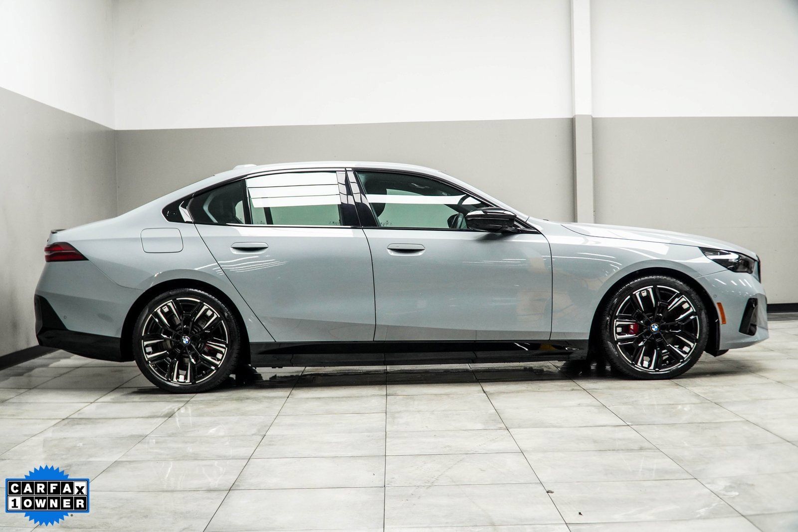 Used 2025 BMW i5 M60 w/ Premium Package AWD/4WD image 7