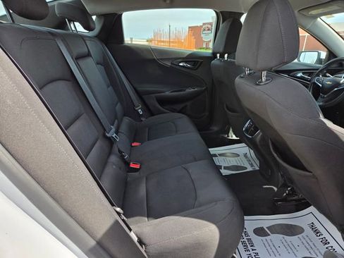 Used 2019 Chevrolet Malibu LT FWD image 38