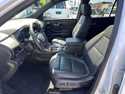Certified 2023 Chevrolet Traverse RS AWD/4WD image 18