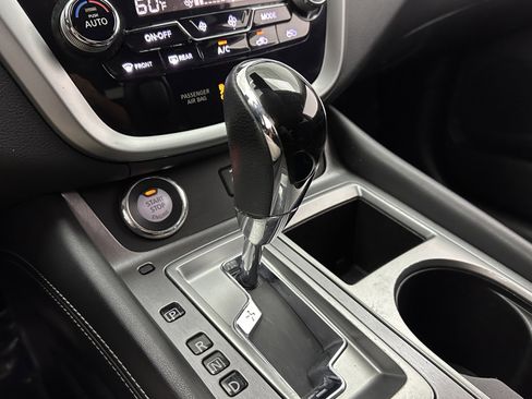 Used 2021 Nissan Murano SV FWD image 15