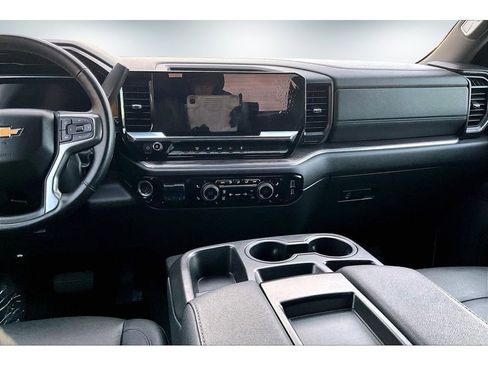 Used 2024 Chevrolet Silverado 3500 LTZ image 10