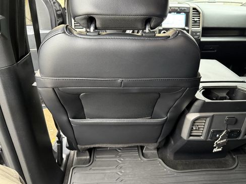 Used 2017 Ford F150 Raptor w/ Equipment Group 802A Luxury image 85