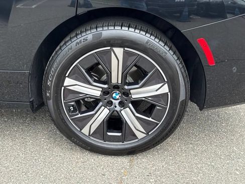Used 2026 BMW iX xDrive60 AWD/4WD image 14