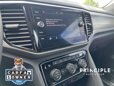 Used 2023 Volkswagen Atlas Cross Sport SE w/ Panoramic Sunroof Package FWD image 24