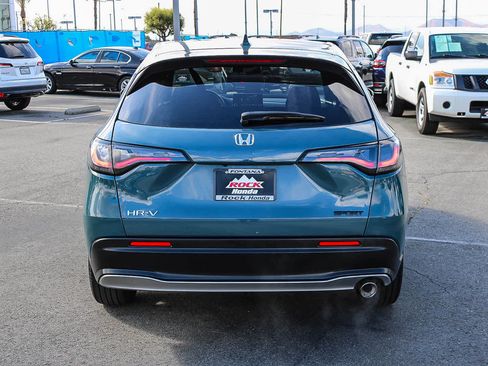 Used 2024 Honda HR-V Sport image 7