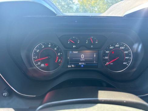 Used 2022 Chevrolet Camaro LT w/ RS Package image 16