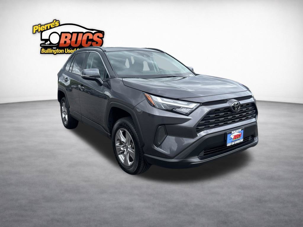 Used 2025 Toyota RAV4 XLE FWD image 7