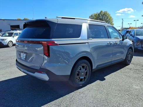 New 2026 Kia Carnival EX image 4