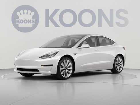 Used 2018 Tesla Model 3 Long Range RWD image 1