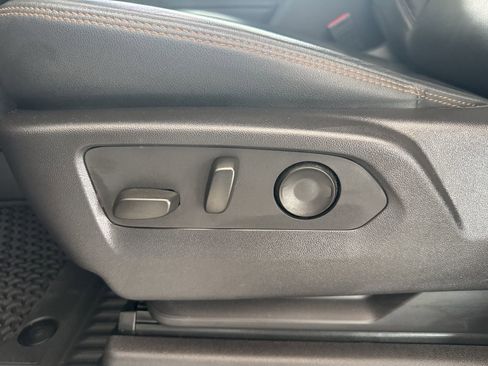 Used 2024 GMC Sierra 1500 AT4 w/ Technology Package image 26