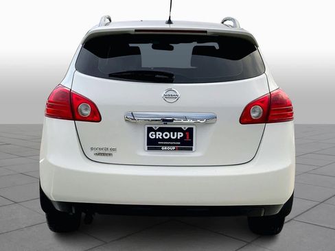 Used 2015 Nissan Rogue S w/ Convenience Package image 4