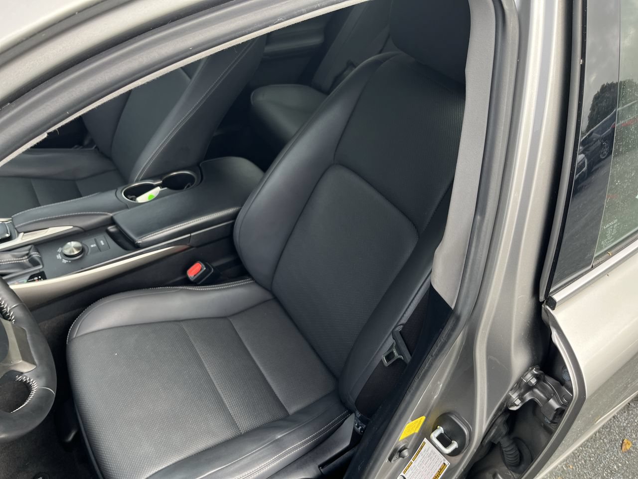 Used 2019 Lexus IS 300 AWD w/ Navigation Package image 5
