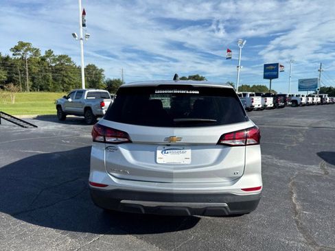 Used 2022 Chevrolet Equinox LT image 4