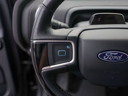 Used 2025 Ford Expedition Max Platinum AWD/4WD image 14