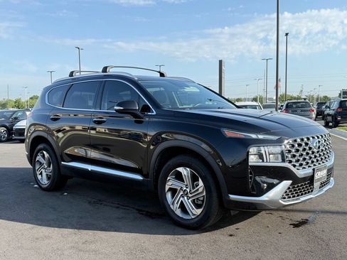Used 2022 Hyundai Santa Fe SEL w/ Convenience + Premium Package FWD image 3