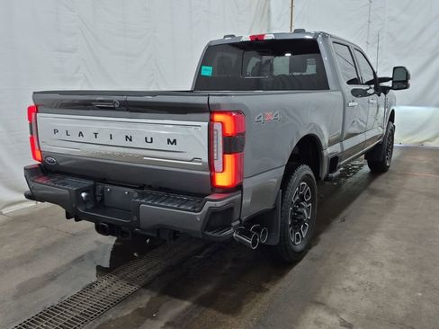 Used 2024 Ford F250 Platinum AWD/4WD image 6