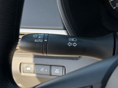Used 2024 Nissan Altima 2.5 S FWD image 18
