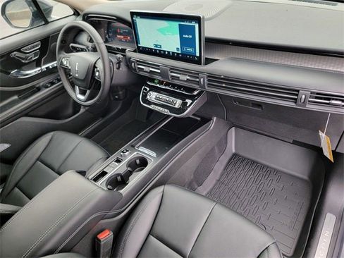 New 2026 Lincoln Corsair Premiere image 24