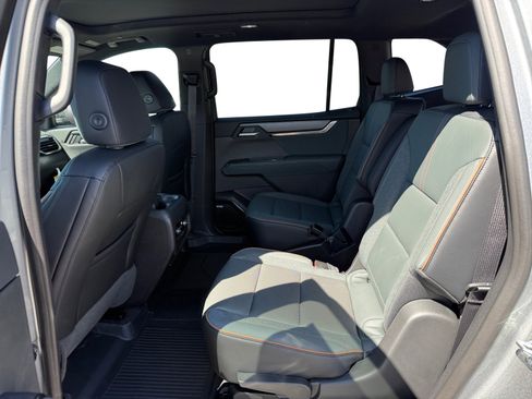 New 2026 GMC Acadia AT4 image 16