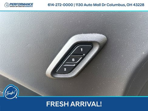 Used 2023 Dodge Challenger R/T w/ Plus Package image 12