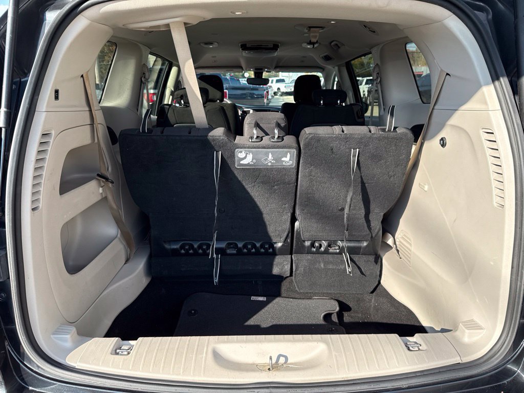 Used 2018 Chrysler Pacifica Touring Plus w/ Tire & Wheel Group FWD image 45