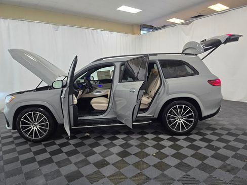 New 2026 Mercedes-Benz GLS 450 4MATIC image 12