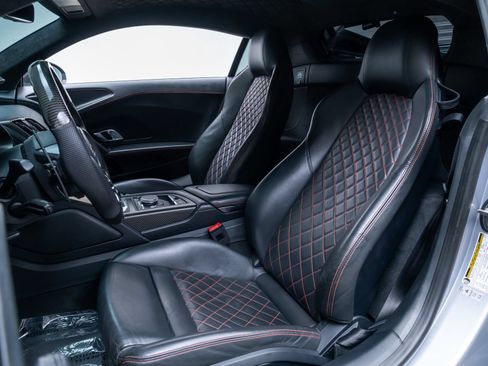 Used 2017 Audi R8 V10 AWD/4WD image 28