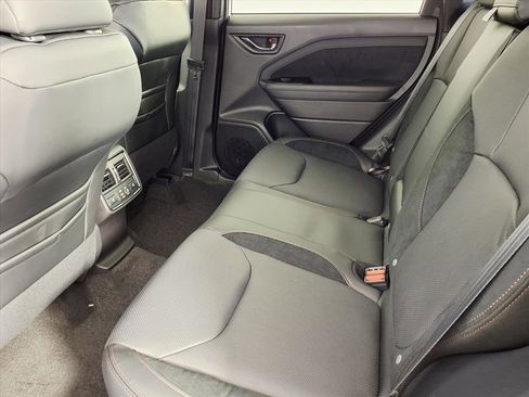 New 2026 Subaru Forester Touring image 5