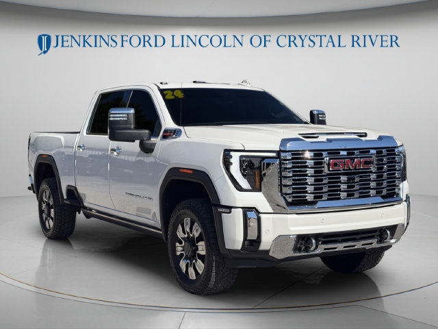 Used 2024 GMC Sierra 3500 Denali w/ Denali Reserve Package AWD/4WD image 14