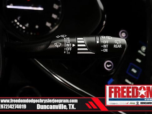 Used 2023 Buick Envision Essence AWD/4WD image 32