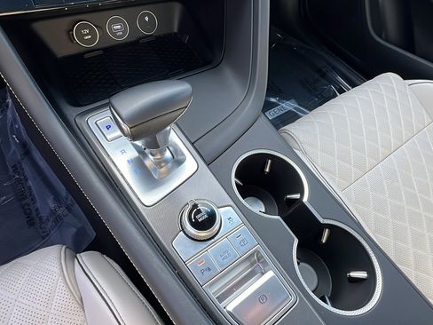 Used 2024 Genesis G70 3.3T Advanced w/ Sport Prestige Package image 30