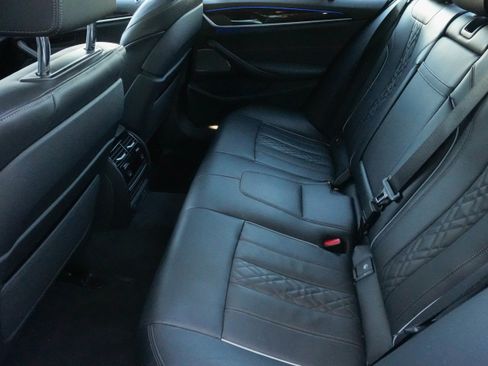 Certified 2023 BMW 540i xDrive w/ Executive Package image 36