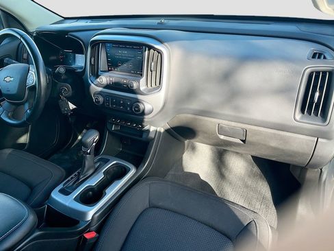 Used 2022 Chevrolet Colorado LT w/ Safety Package image 26