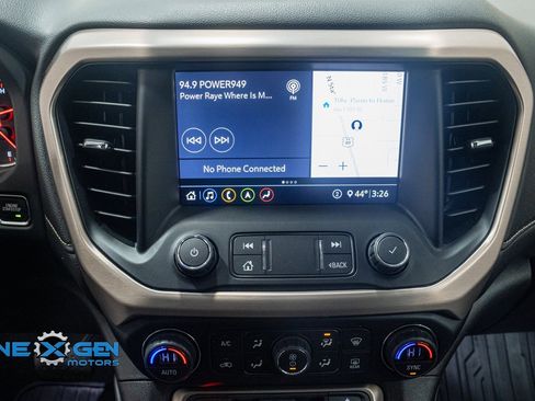 Used 2020 GMC Acadia Denali w/ Denali Ultimate Package image 17