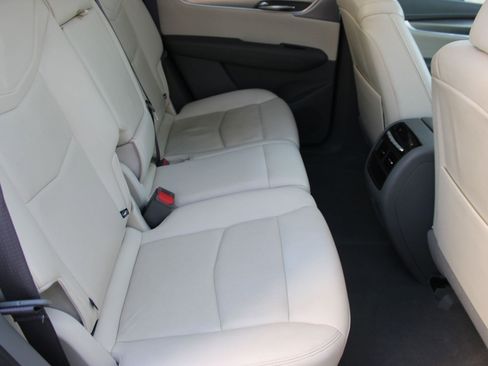 Used 2022 Cadillac XT5 Premium Luxury image 32