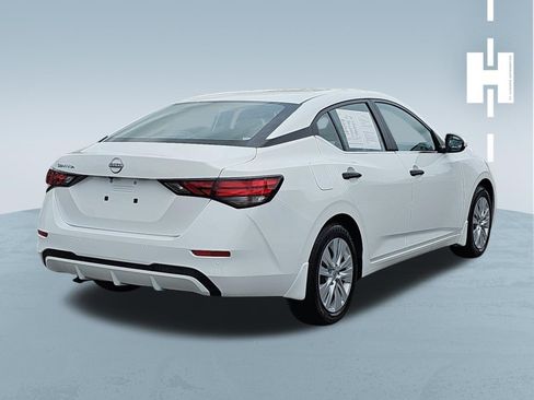 Used 2025 Nissan Sentra S FWD image 4