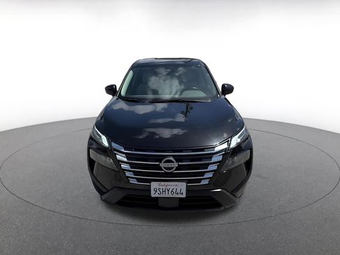 Used 2025 Nissan Rogue SV FWD image 4